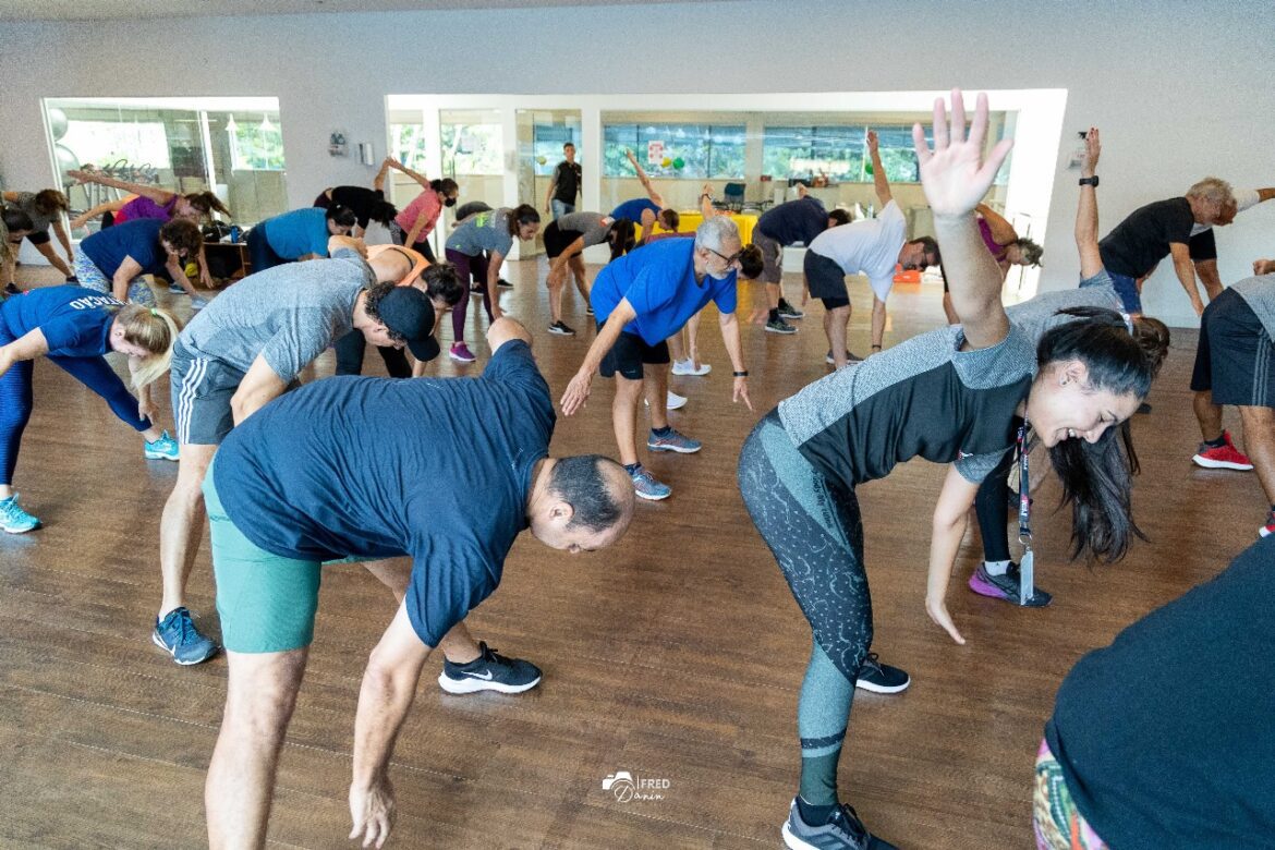 Vem chegando o Verão: academia D'stak