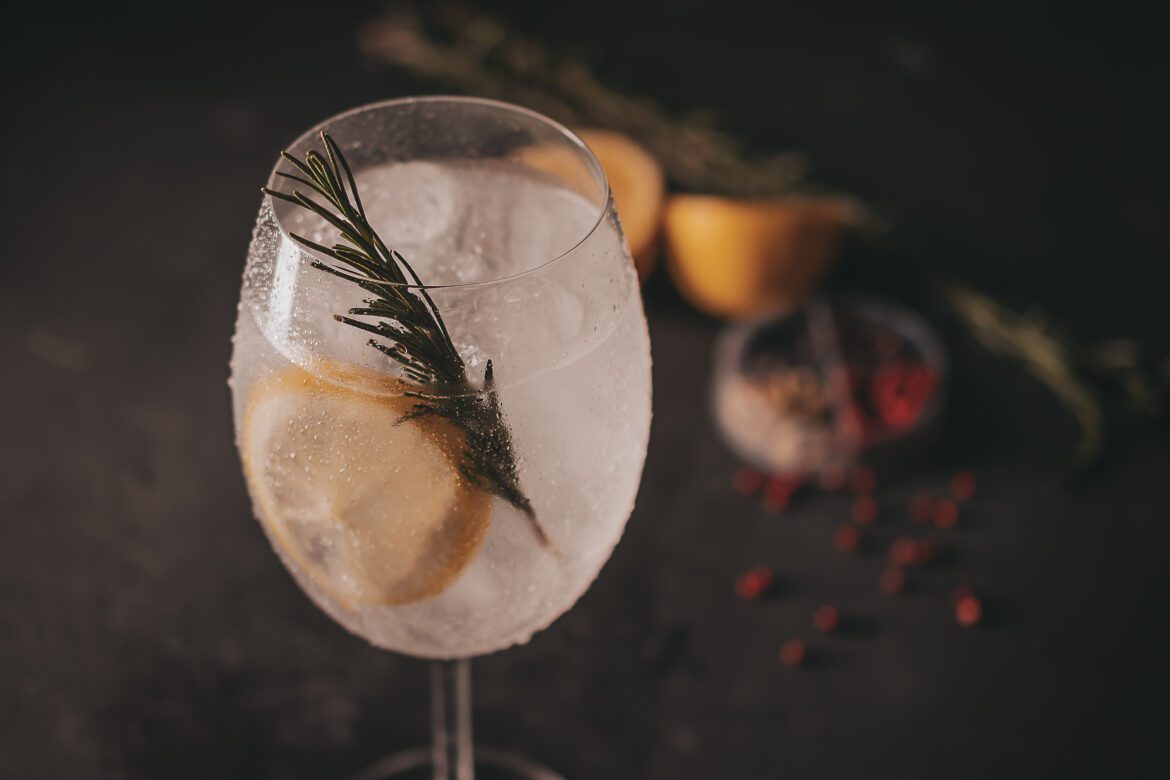 O Concorrente apresenta carta de drinques em homenagem a Brasília