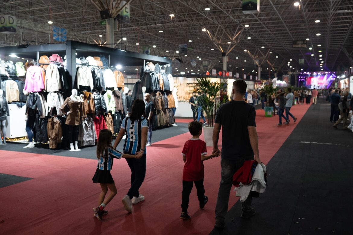 31ª Expotchê - Juntos pelo Sul: Expositores de mais de 40 municípios gaúchos se superaram em meio à maior crise do estado e participam do evento que acontece em Brasília de 07 a 16/06