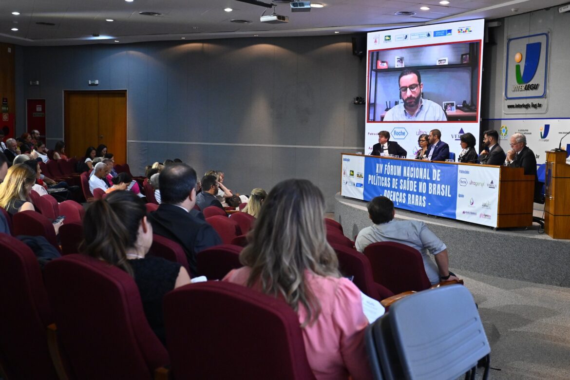 Fórum nacional no Senado discute políticas públicas para Doenças Raras