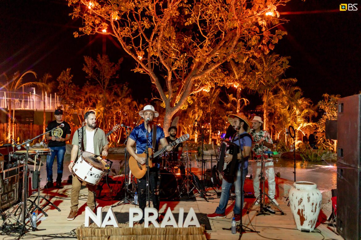 Encosta N’eu lança música inédita com Tato do Falamansa