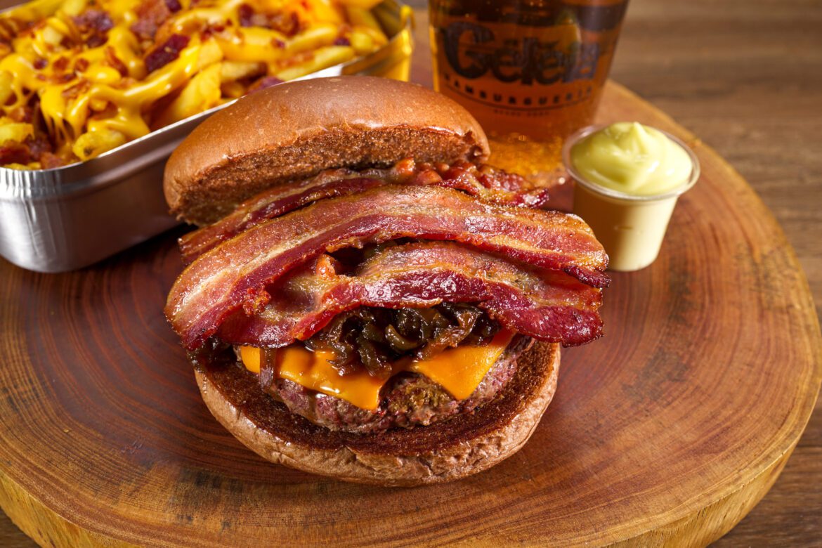 Geléia presenteia doadores de sangue com hambúrguer