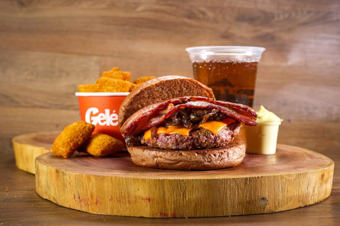 Geléia Burger lança combo especial para o Dia dos Namorados