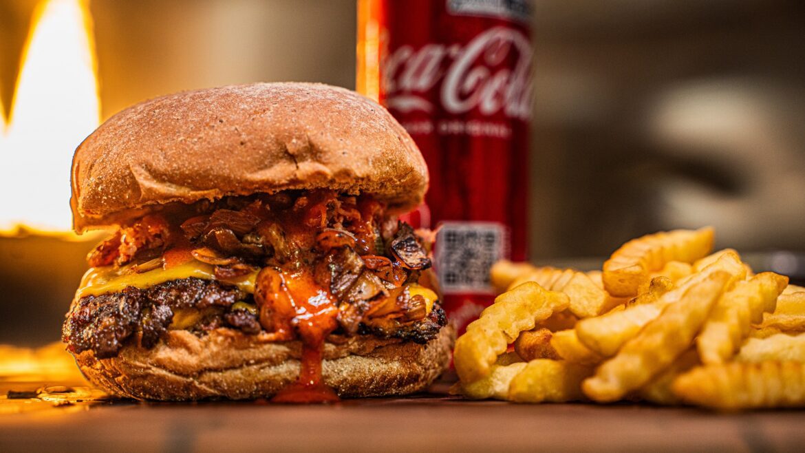 Seu Prensado lança combo especial para o Dia dos Namorados