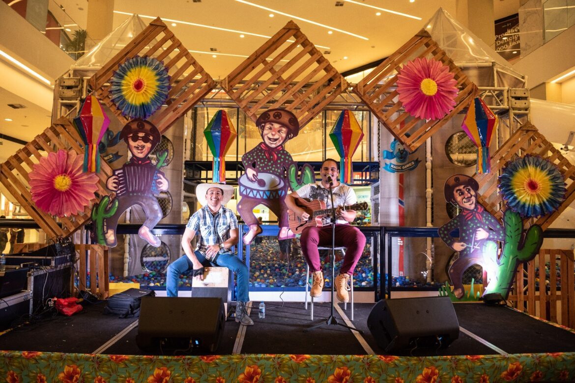 JK Shopping promove Praça Junina com gastronomia típica, atrações musicais e muita diversão!