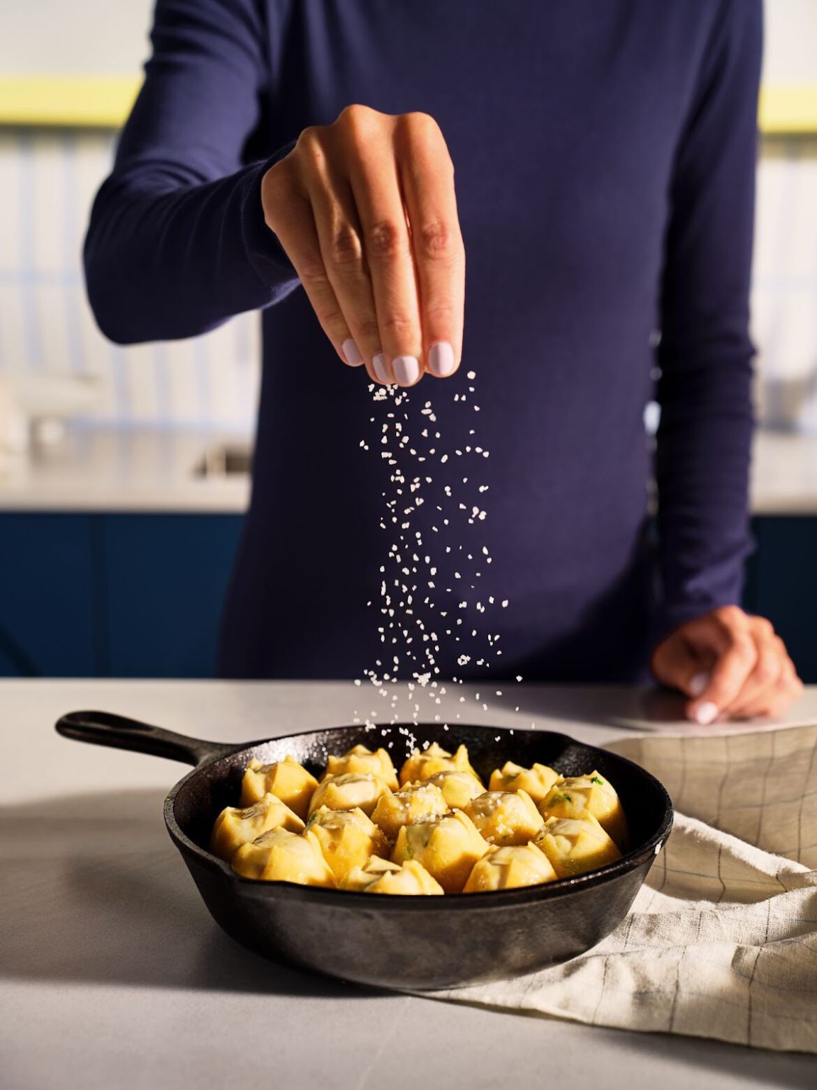 KitchenAid destaca como o sal é o ingrediente fundamental na preparação de receitas