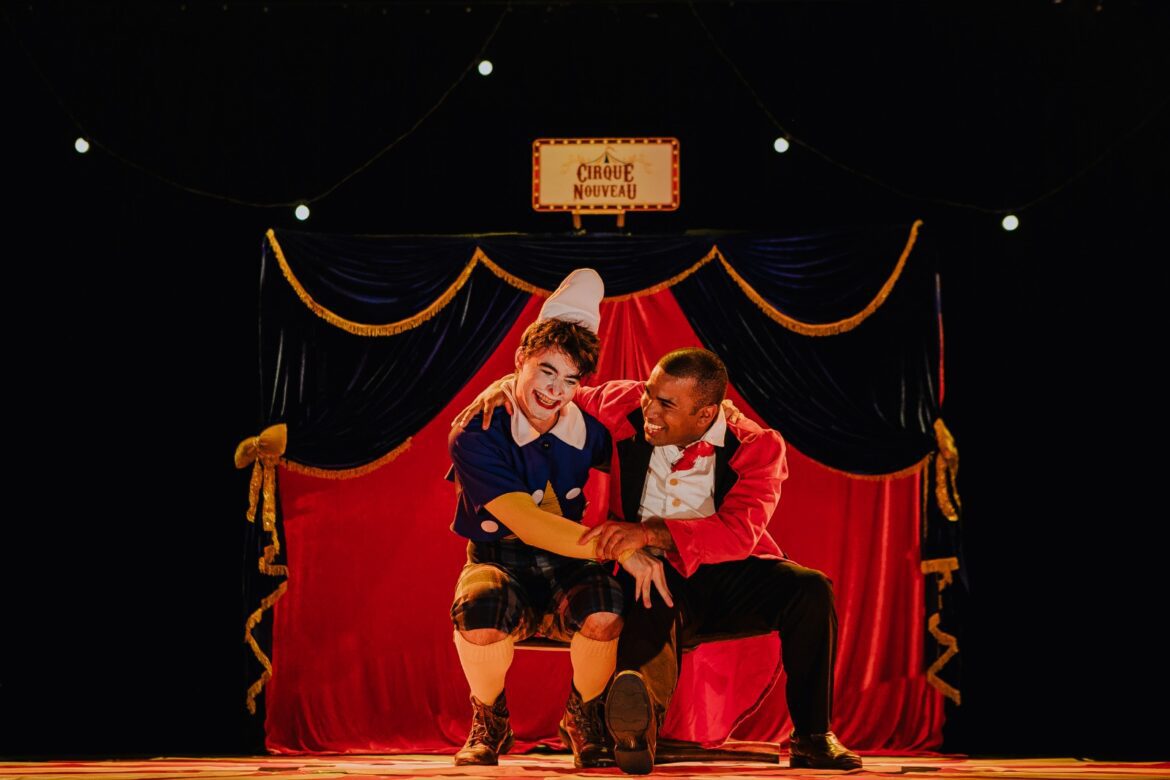 Espetáculo Stupide retorna aos palcos do DF em nova temporada