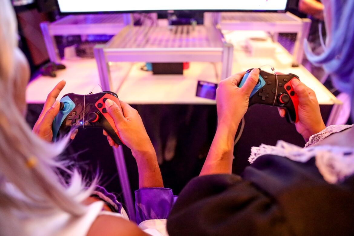 Conjunto Nacional recebe experiência imersiva em games