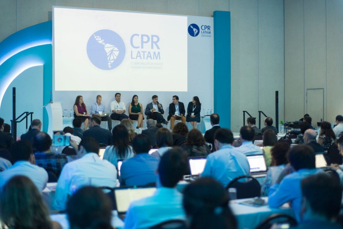 Conferência internacional debate tecnologias da informação e comunicação, ecossistema digital e inteligência artificial