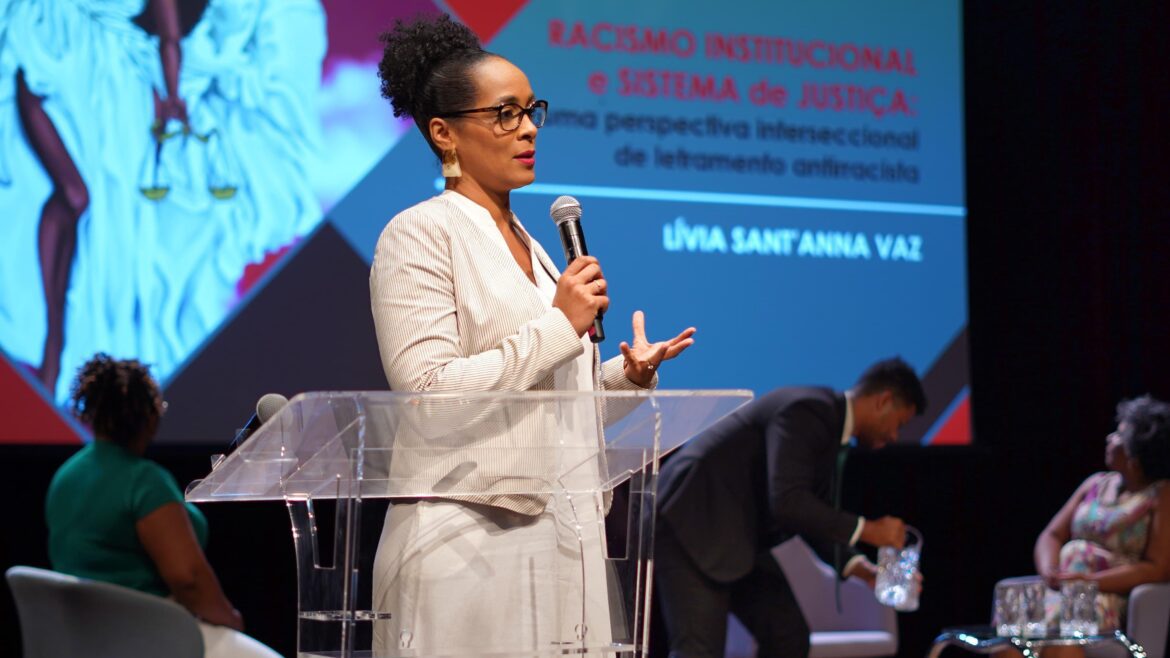 Debate sobre Racismo Institucional e o Sistema de Justiça levanta reflexão sobre equidade racial no direito