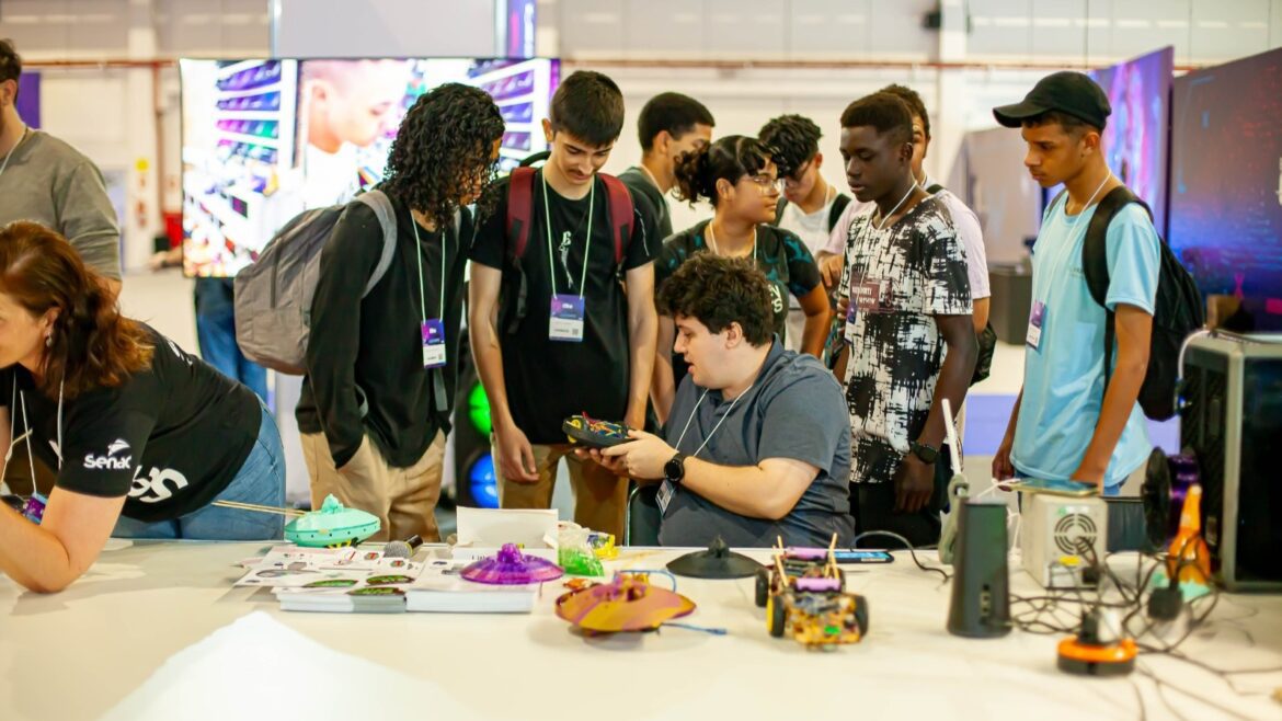 Em sua volta ao presencial, a Expo CIEE 24 contabiliza 50 mil inscritos