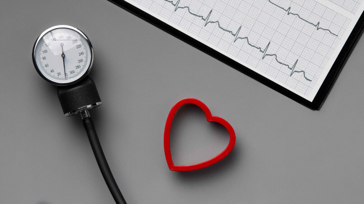 Dia do Portador de Marcapasso: posso viajar, praticar esportes, passar por detectores, fazer exames?