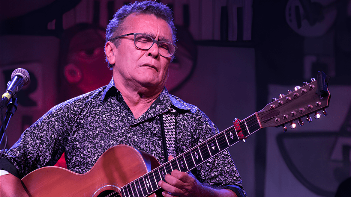 Manassés e Coletivo Superjazz no palco do Superjazz Festival nos jardins do CCBB