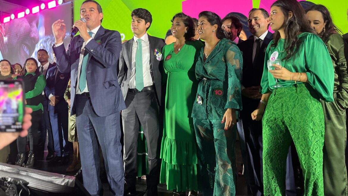 Cleber Lopes lança candidatura à presidência da OAB-DF com evento que reúne 3 mil pessoas