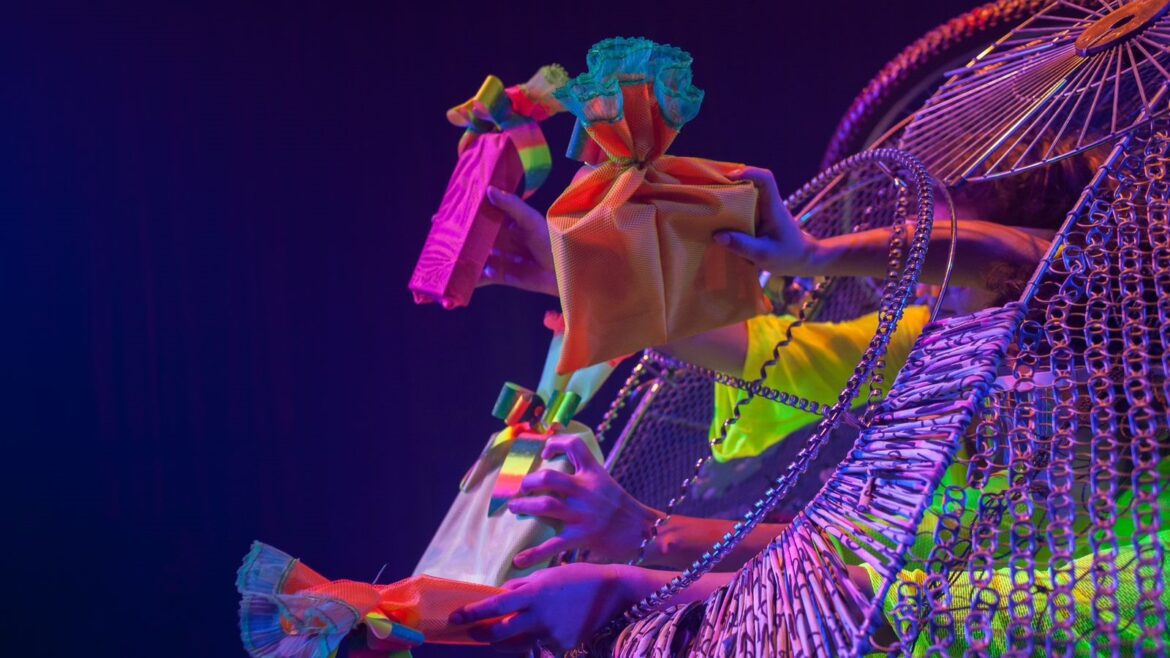 Espetáculo “O segredo do Tecnomundo” desembarca em Águas Claras com entrada gratuita