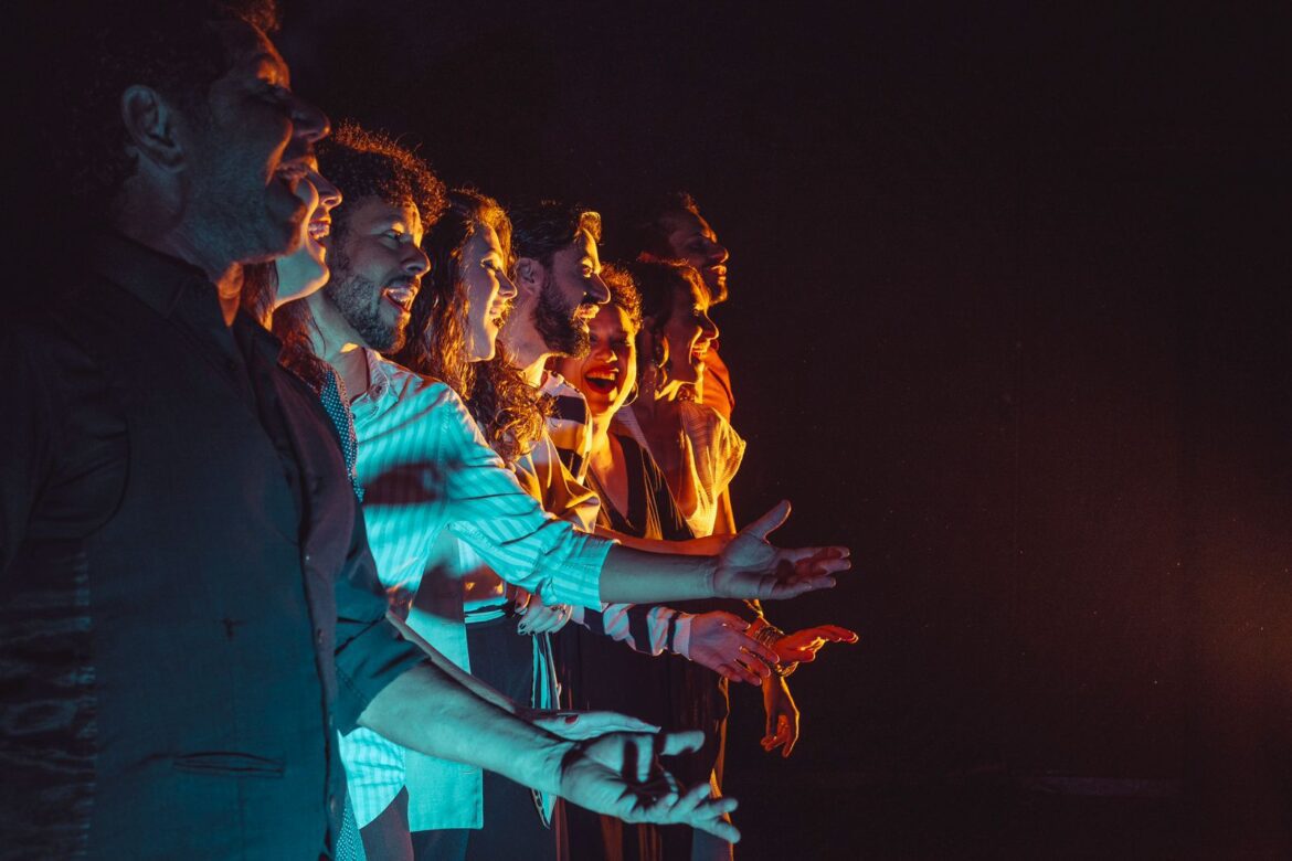 Uma celebração à vida e obra de Vinicius de Moraes com experiência imersiva em Brasília