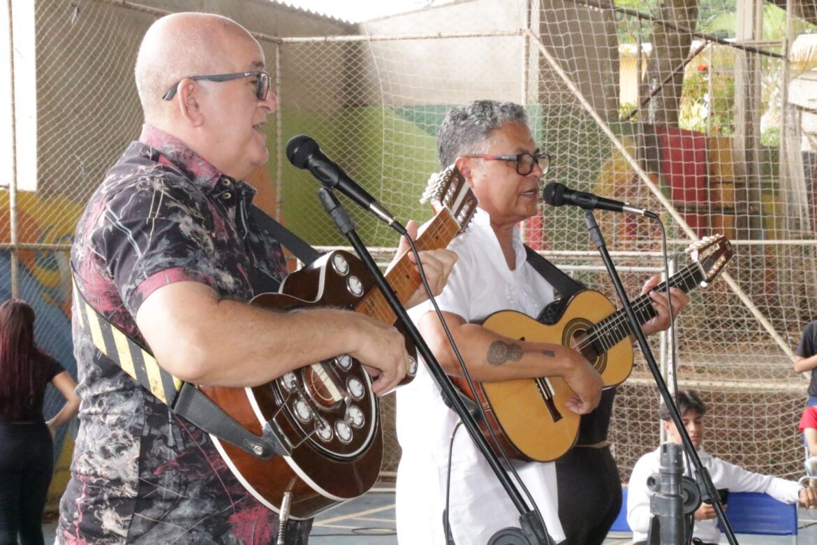Regiões do DF recebem aula de cultura nordestina com “Cantorias e Versos”