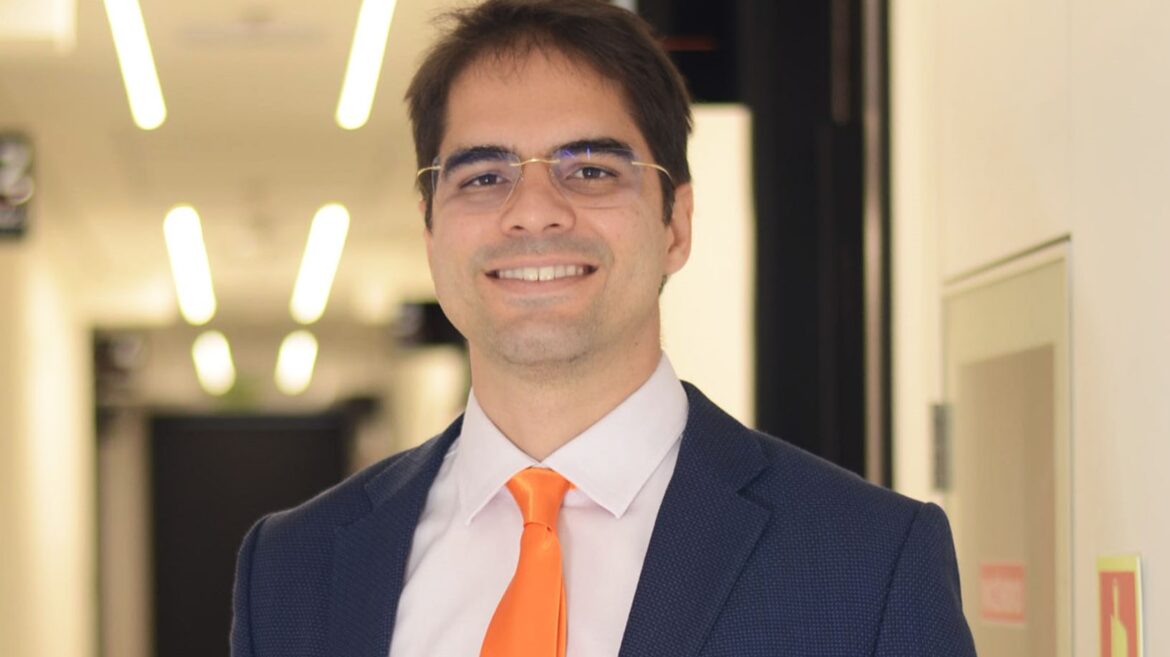 Hayek Global College e STB promovem workshop sobre carreira internacional