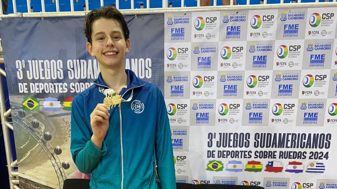 Atletas do Iate são ouro em Sul-Americano de Patinação Artística