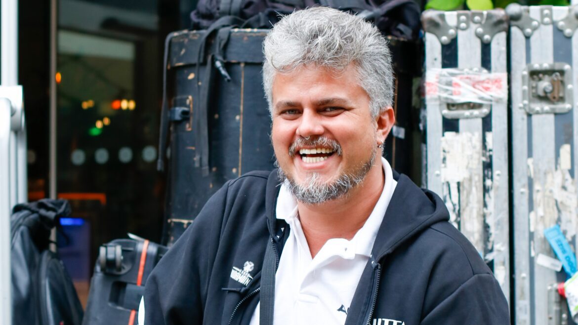 Oficina de VideoMapping com VJ Notívago, da equipe da cantora Anitta, movimenta a Mostra do Filme Livre no CCBB Brasília