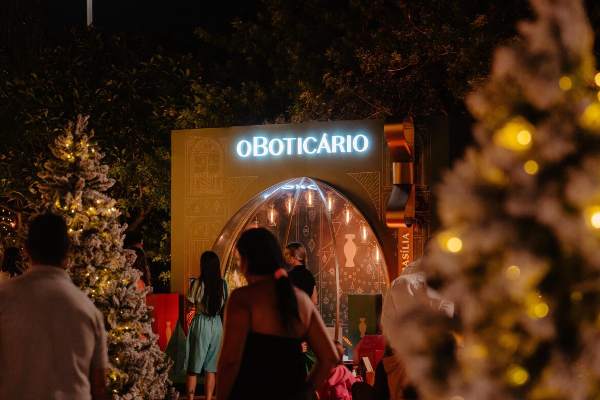 O Boticário homenageia capital com atração natalina inédita