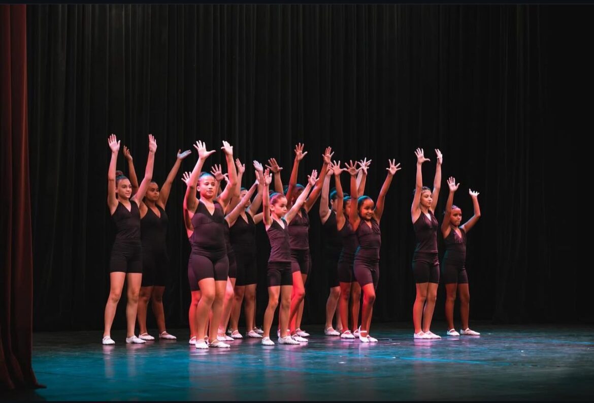 Arte Pela Vida: dança transforma vida de meninas na Ceilândia com bolsas gratuitas e lições de empoderamento