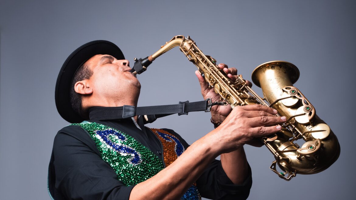 CCBB Brasília realiza pré-carnaval com Bloco Jornada nas Estrelas trazendo Maestro Spok, Lenine e Roberta Sá
