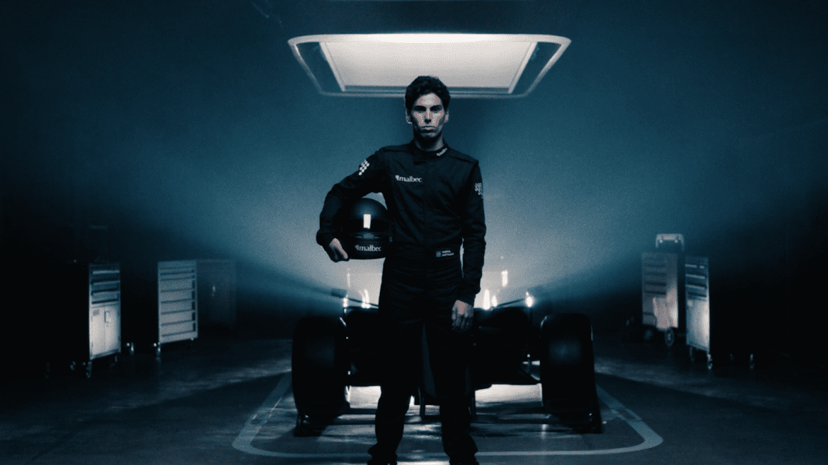 Com narração icônica de Galvão Bueno, Malbec celebra trajetória de Gabriel Bortoleto no automobilismo