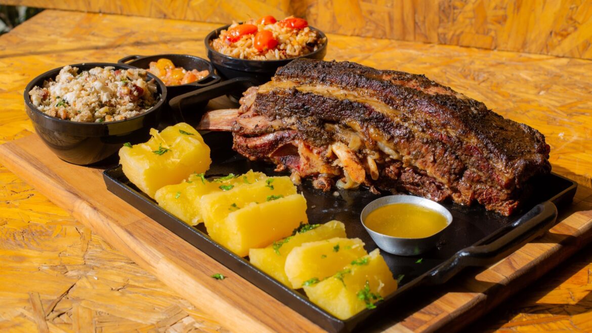 Geléia lança almoço aos sábados e domingos com pratos especiais