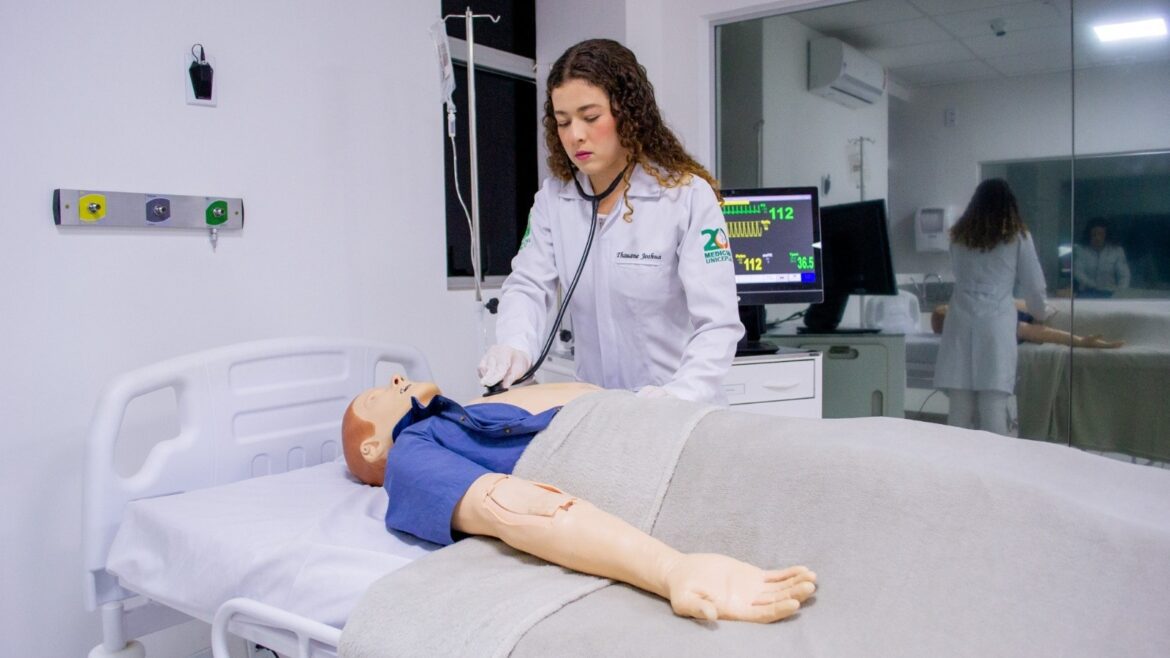 FIES pode ser utilizado no curso de Medicina do UNICEPLAC