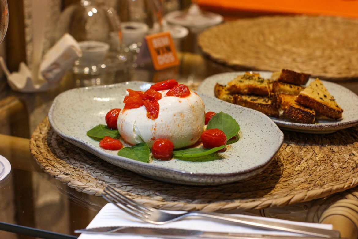 Yolo Motel: Gastronomia sofisticada e memorável