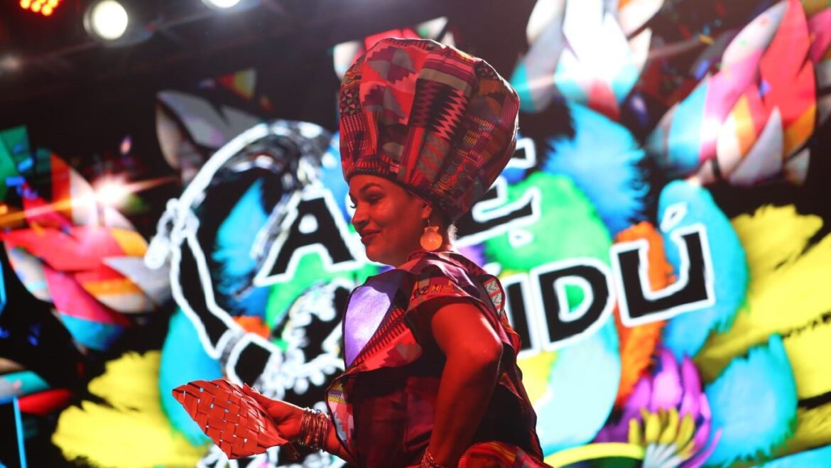 Àsé Dúdú encanta Taguatinga e celebra ancestralidade