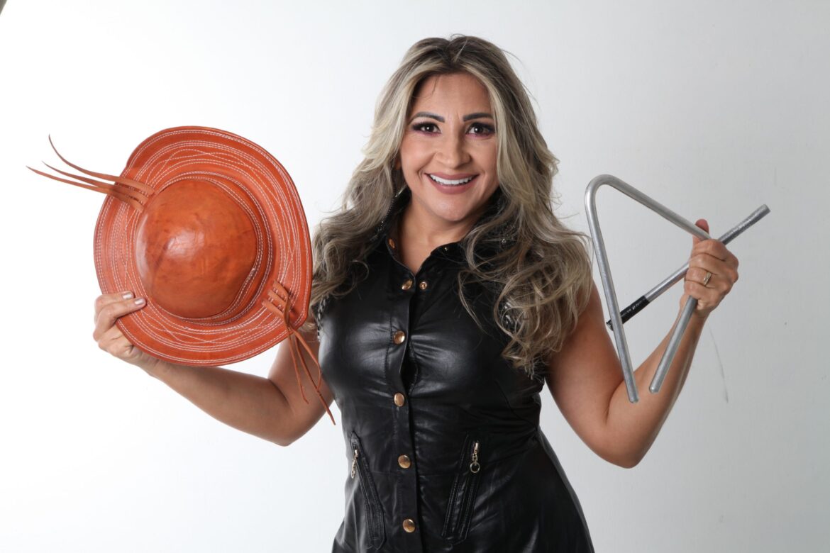 Casa do Cantador recebe Deusa Nordestina do Forró no 6º Operárias das Artes