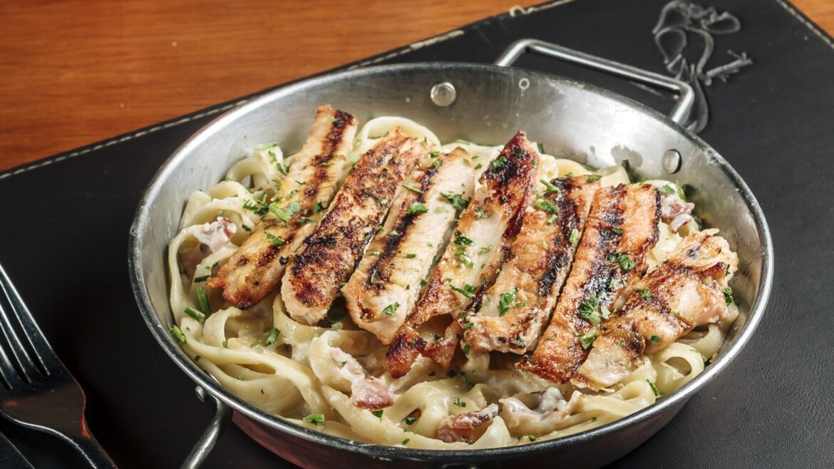 Restaurant Week Edição especial 65 anos do Aniversário de Brasília começa nesta segunda-feira (14), com mais de 70 restaurantes participantes com menus a partir de R$ 65