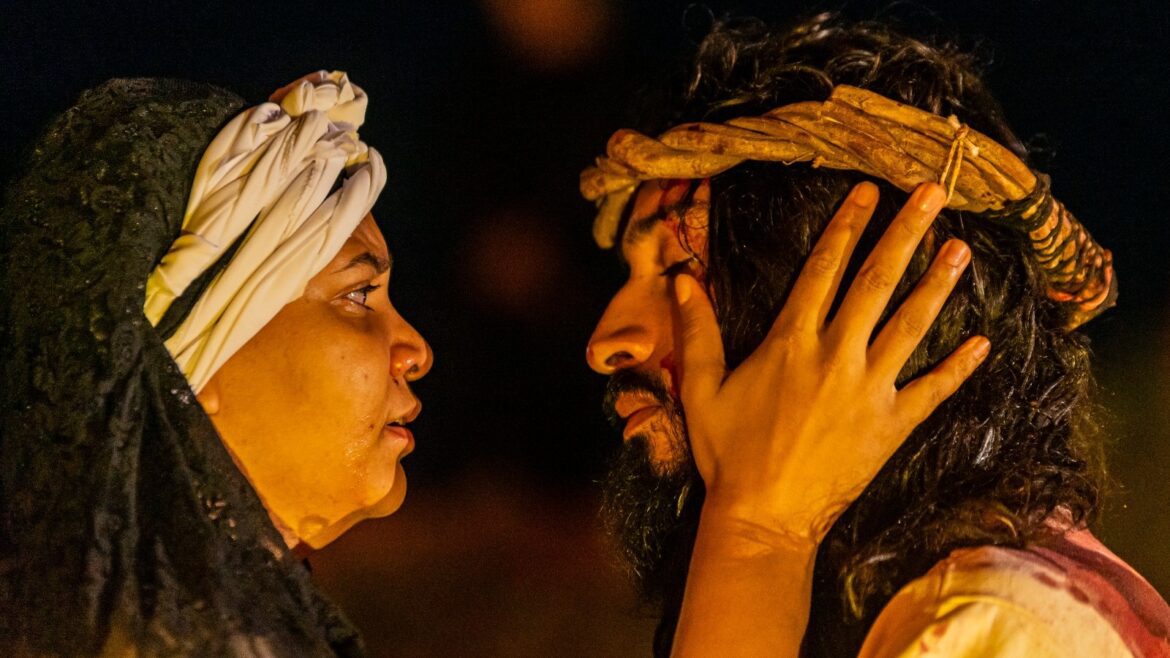 Via Sacra de São Sebastião celebra fé, cultura e tradição popular