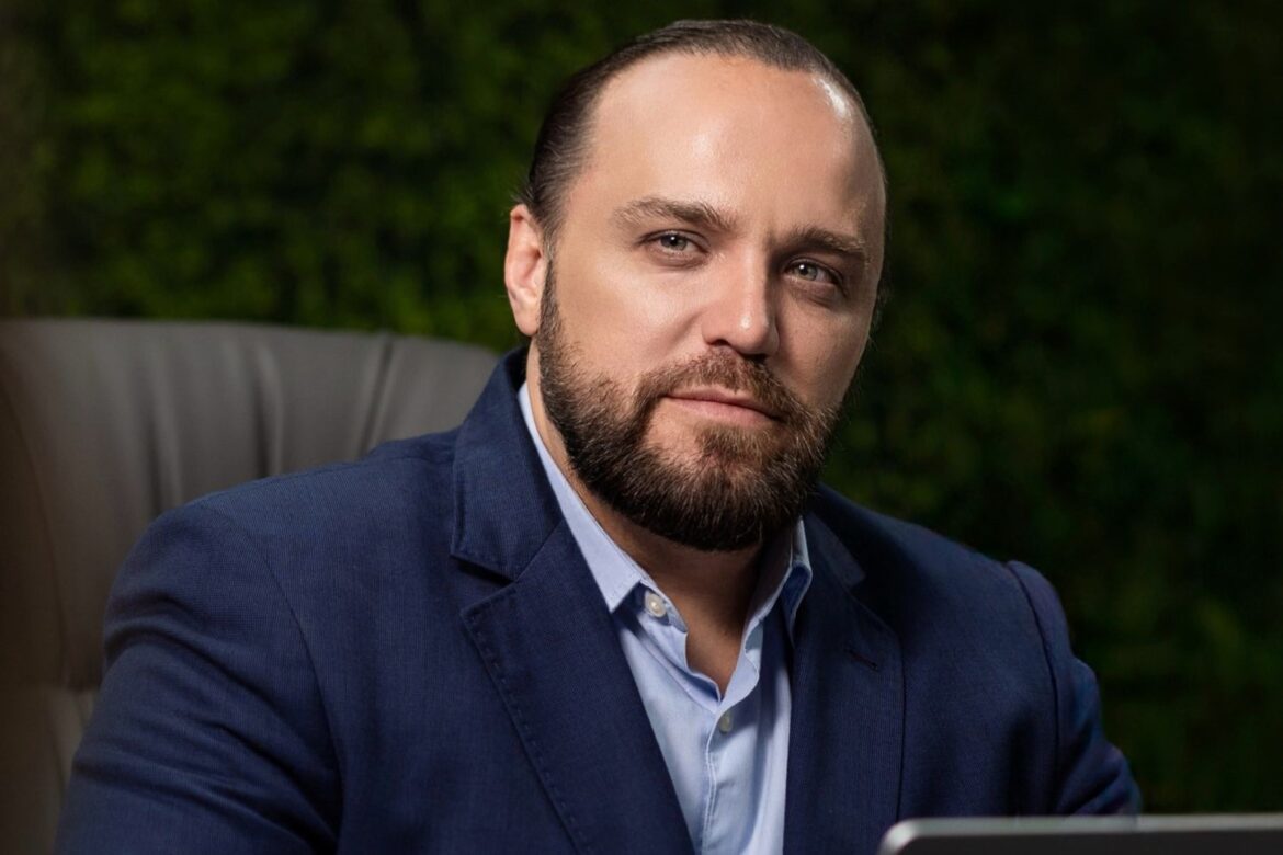 Especialista em comunicação digital, Well Campos lança e-book que revela o segredo para dominar o mundo digital e sair do anonimato ao protagonismo