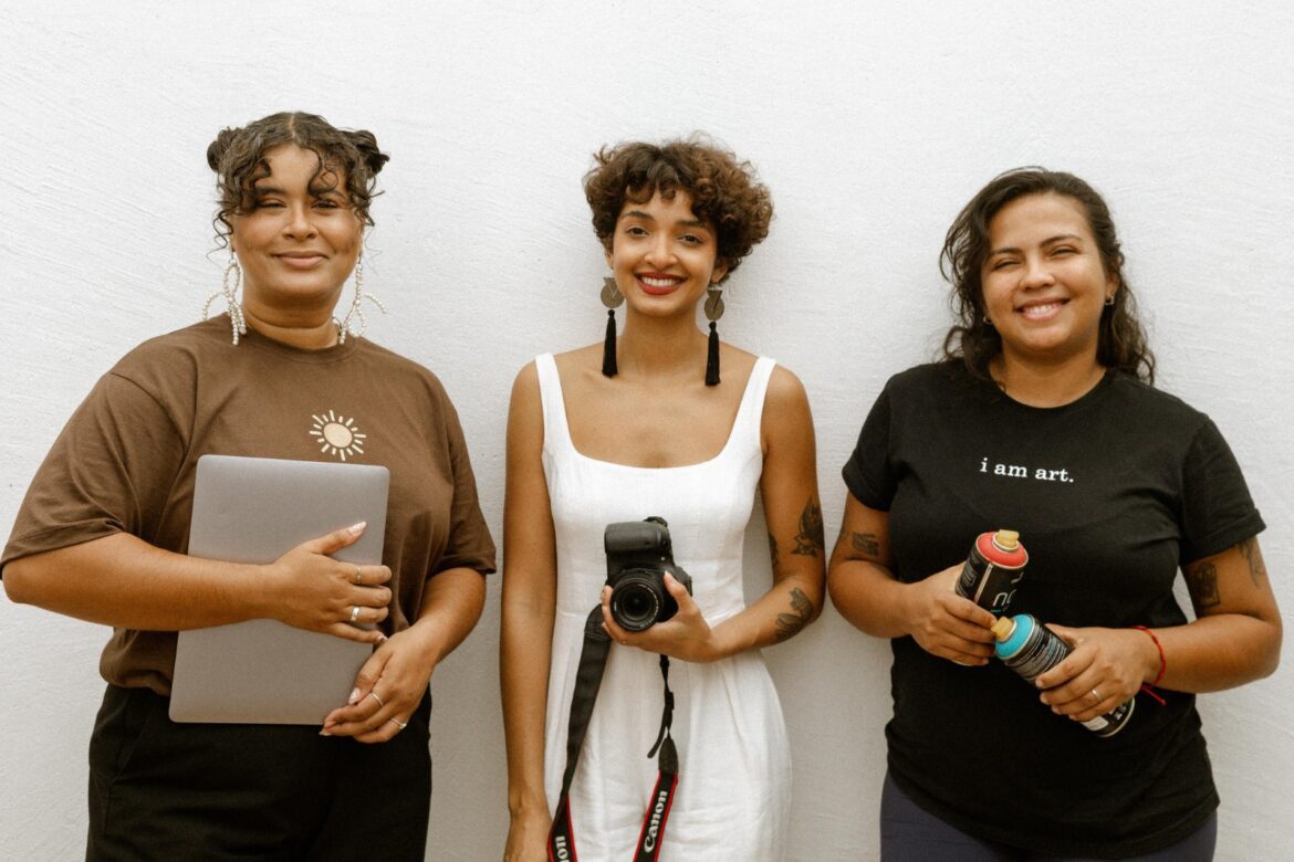 Seja uma das protagonistas do projeto "Uma Mulher é Uma Mulher"