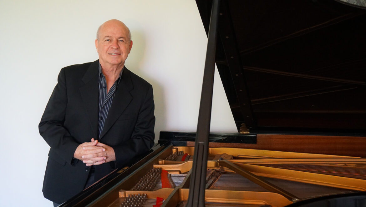 Um dos mais impressionantes pianistas do mundo se apresenta de graça em Brasília