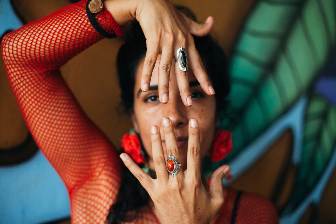 Gira das Desempregadas Convida leva teatro gratuito às ruas do DF e de Goiás