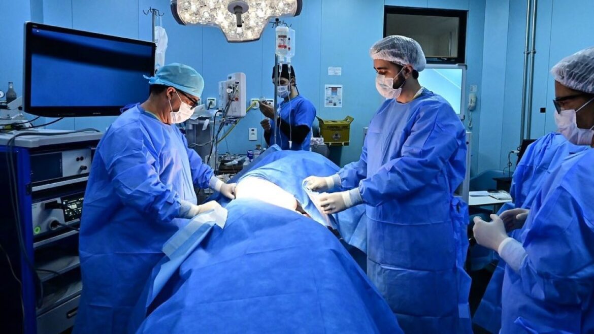 Hospital de Base alcança recorde histórico de cirurgias em um único mês
