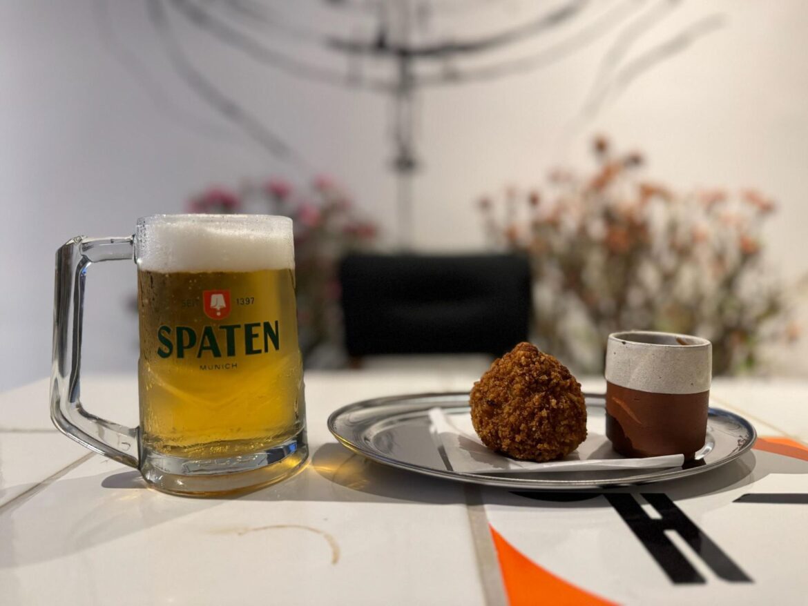 Juscelino Bar celebra o Dia da Cerveja com preço promocional o dia todo