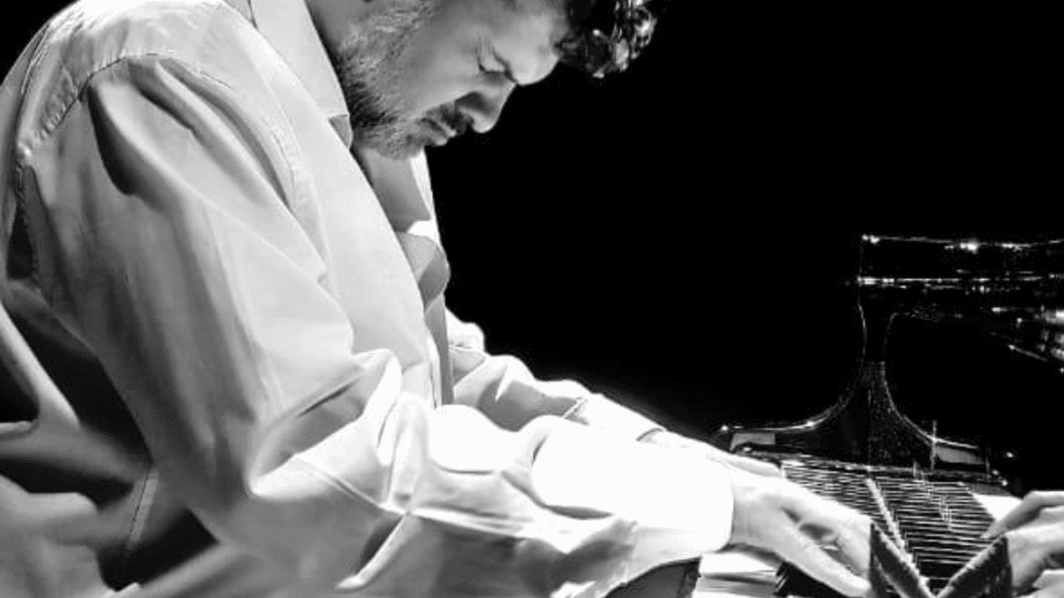 Luis Felipe Gama homenageia Brasília com o show “HORIZONTE INTEIRO” nesta sexta-feira no Clube do Choro