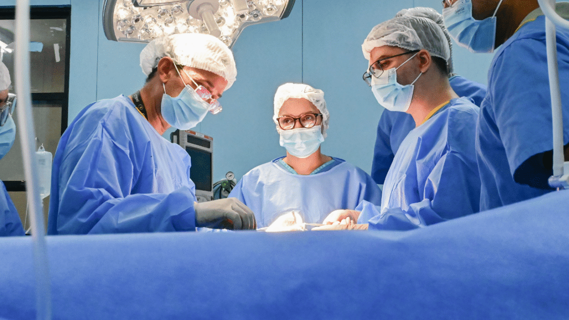 Hospital de Base completa 65 anos como referência em saúde no Centro-Oeste