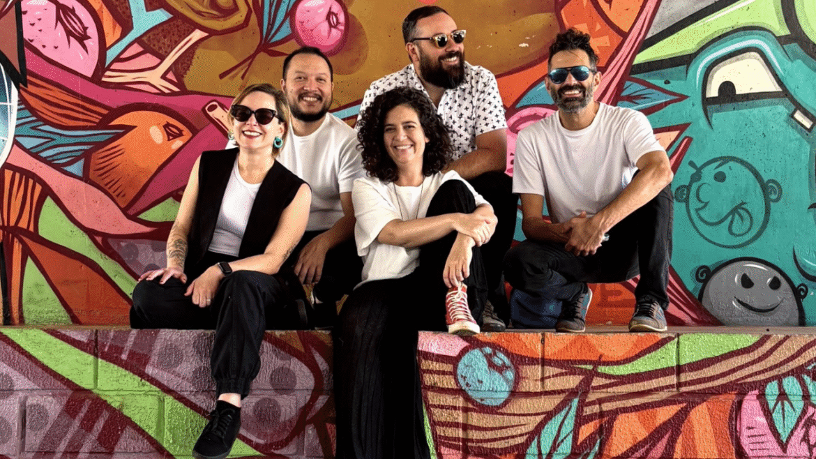 Biblioteca Demonstrativa recebe show “Lado A & Lado B anos 70” da banda Sevenup
