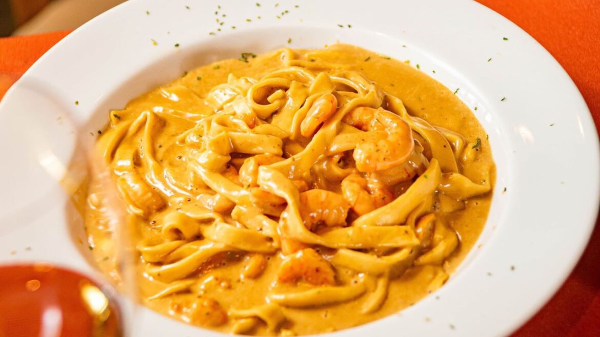 Fettuccine Alla Cazolli – Don Romano – Divulgação Don Romano celebra o Dia do Macarrão com massas artesanais e receitas exclusivas