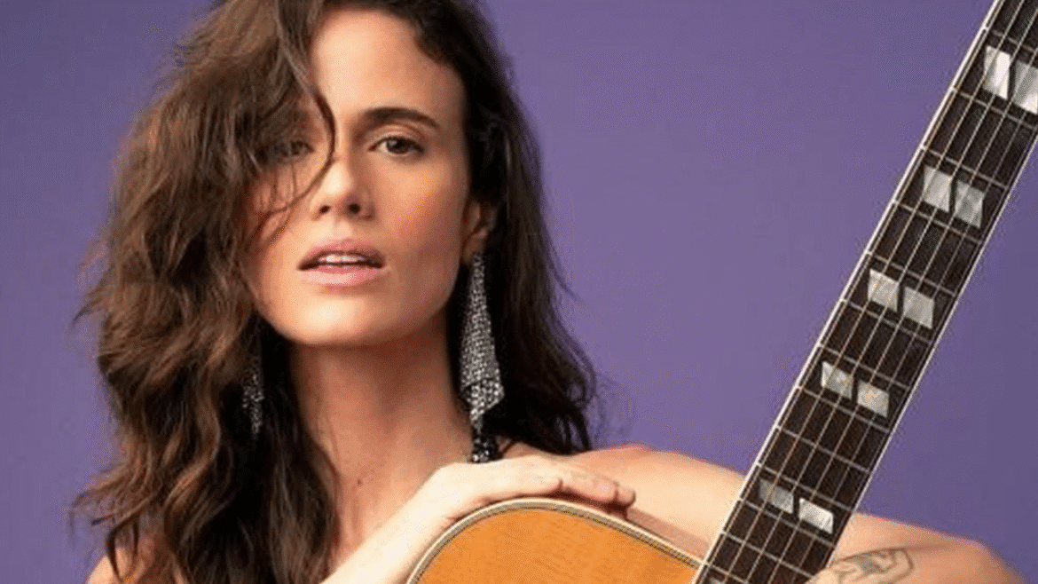 Casa do Cantador recebe Ana Cañas no 7º Festival Operárias das Artes