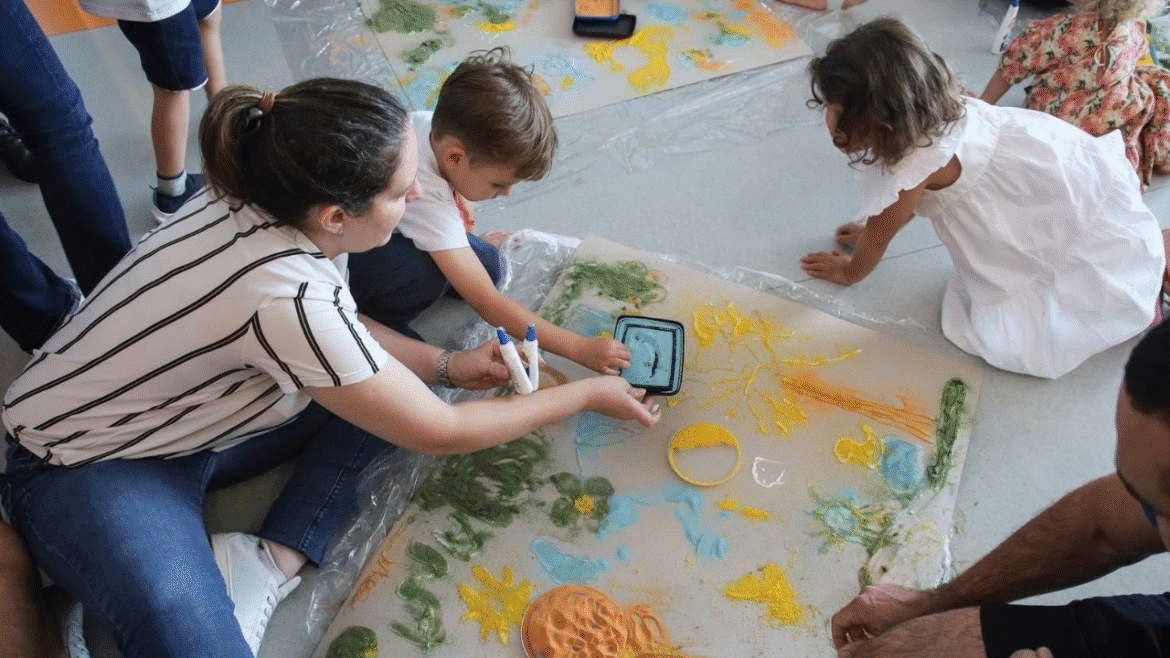 Escola bilíngue abre portas para a comunidade no sábado, 18 de outubro