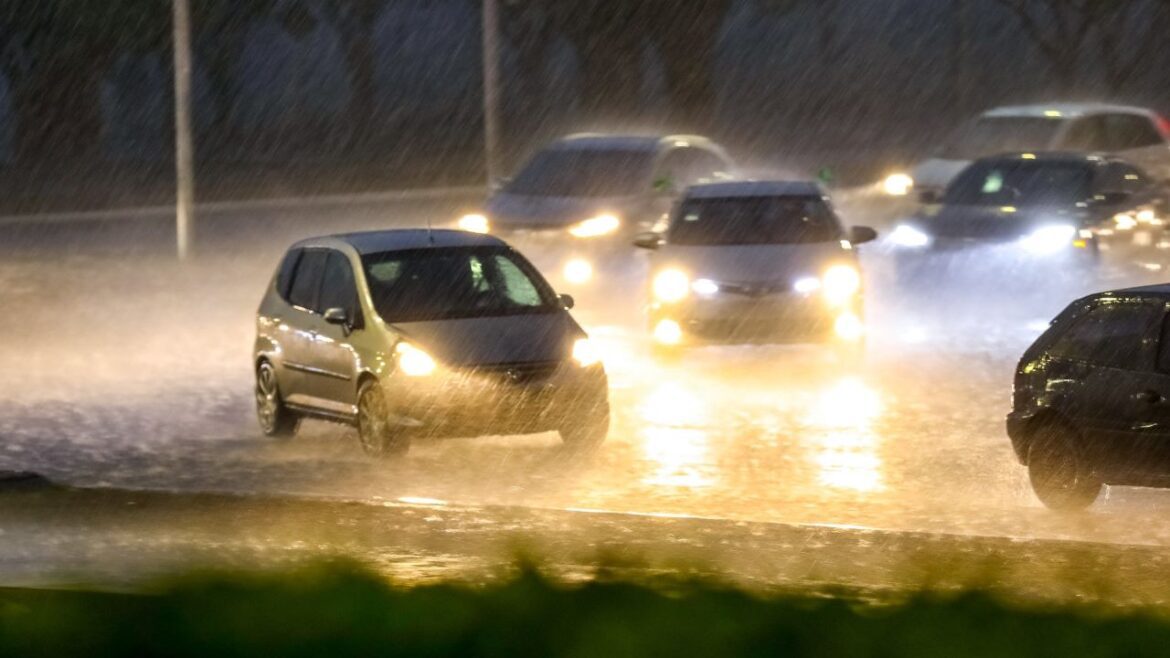 Atenção, motoristas do DF! Cuidados no trânsito devem ser redobrados durante o período chuvoso