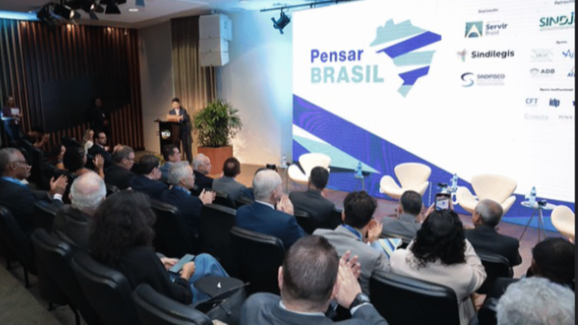 Pensar Brasil 2025 reúne autoridades em Brasília e reforça debate sobre o papel do orçamento público na redução das desigualdades