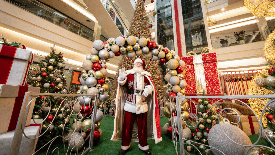 Decoração Jubileu de Prata homenageia 25 anos do TGS com um Natal de brilho, emoção e memórias
